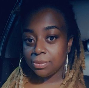 Meet your Posher, Aneika